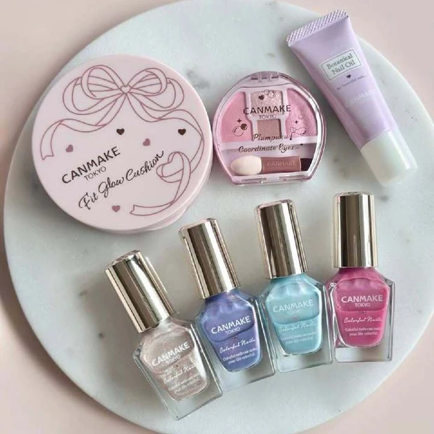 6月下旬発売のキャンメイク新作をスウォッチ！ 涙袋シャドウの新色＆夏っぽカラーネイルなど