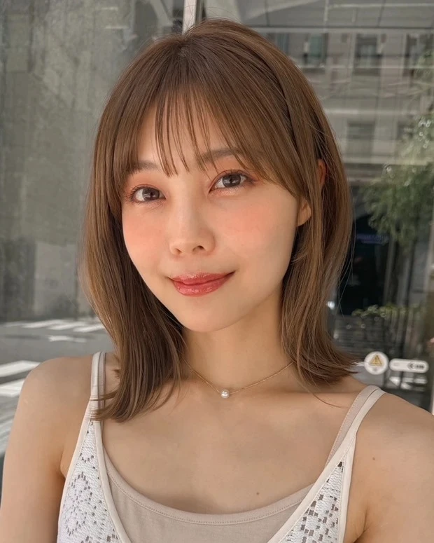 【若く見える髪型・ヘアスタイル】ロブ2選_骨格カバーも叶う! アレンジ自在な大人の若見えロブ