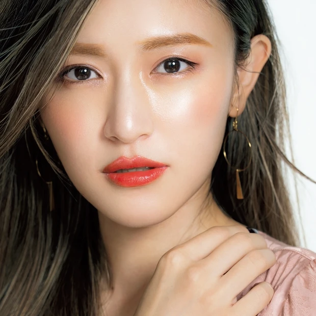 盛りメイクは卒業！ 河北裕介さんのポジティブプロジェクトですっぴんも愛せ…