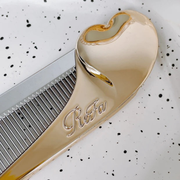 リファ ハートコームアイラ 紹介