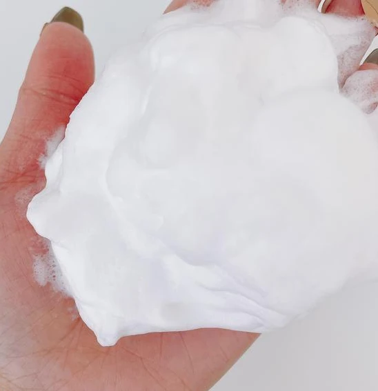 カネボウ 洗顔料 人気ランキング 3位 リフレッシング クリーミィ ウォッシュa 使い方