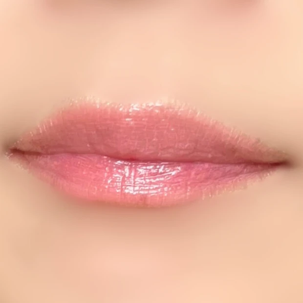 【新品】fwee グロス ピーチ70％・バニラ70％ など入手困難品セット Amazon | fwee(フィー) 3Dボリューミング グロス 1個 70% ヌード