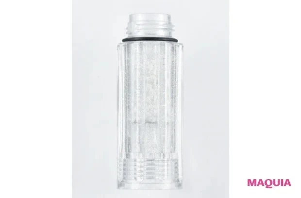 カートリッジで塩素を80%除去。1~3カ月に1度の交換を。トルネードスティック ¥3190/サイエンス