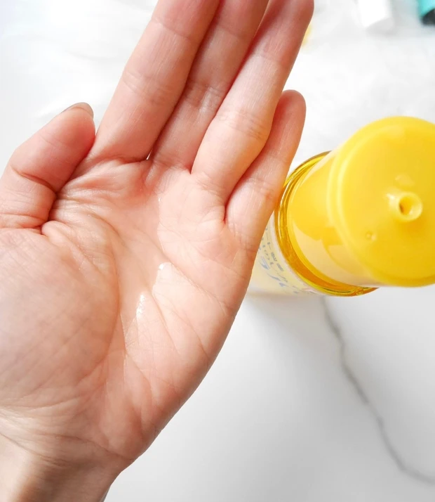 【大人のニキビケア】フェイスラインにニキビ出来ていませんか?アラサーになってから出来始めたニキビに向き合うアイテム4選!_2