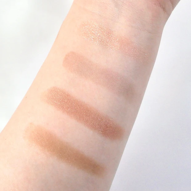 ベストコスメ 2022下半期 アイシャドウ ADDICTION(アディクション)ザ アイシャドウパレット 001 カシミアドリーム スウォッチ