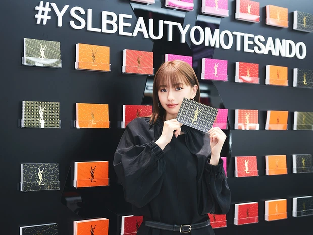 キレイになれるヒントがいっぱい! 山本舞香さんが『 YSL 表参道 フラッグシップ ブティック 』をクルーズ