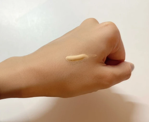 季節の変わり目やマスク生活で敏感になったお肌に優しく寄り添う!イニクスのクレンジングとリキッドファンデーション_3