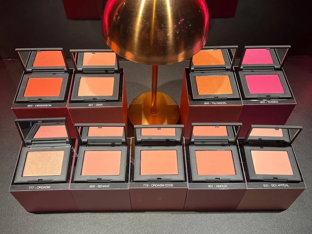 【NARS】人気チークが22年ぶりにリニューアルして登場！ 先行発売される9色を動画でご紹介