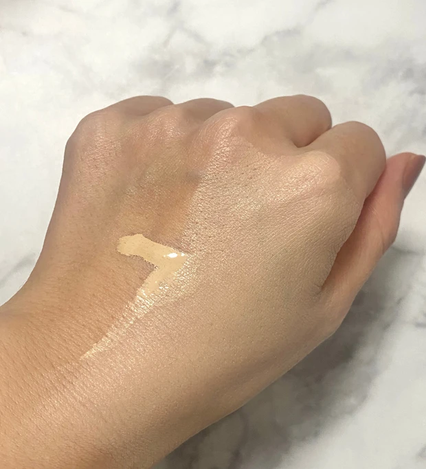 スキンレゾネートリキッドファンデーション