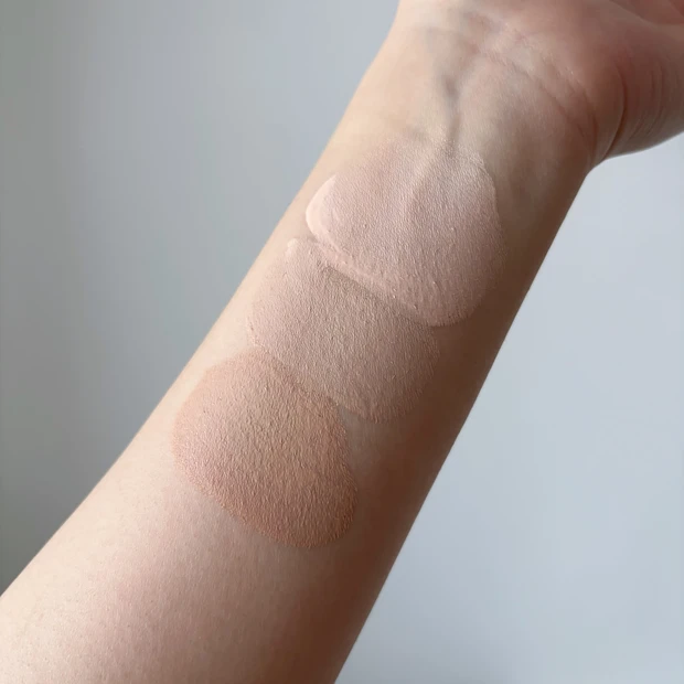 シンピュルテ ファンデーション 色選び