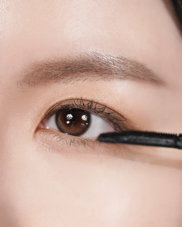 マスカラ　ウォンジョンヨ