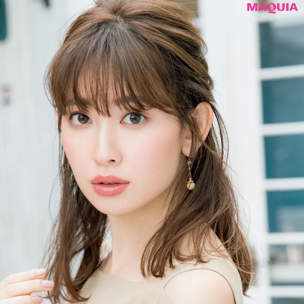 彼のきゅんを誘う！ ご近所デートにぴったりな“触れてみたくなる肌”のつく…