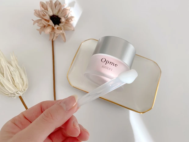【アスタリフト】時短なのに1日中潤い続ける!
高保湿持続オールインワンジェル『Opme オプミー』_3