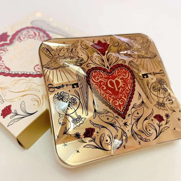 【8位】クレ・ド・ポー ボーテの名品ハイライトからバレンタインにぴったりの限定パッケージが登場！ 華やかなデザインに注目