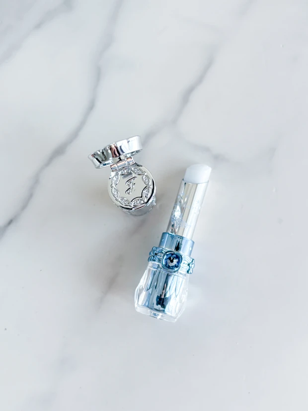 〈ジルスチュアート〉自分だけのピンクに染まる♡サムシングブルーの多幸感ティント【限定コスメ】_1