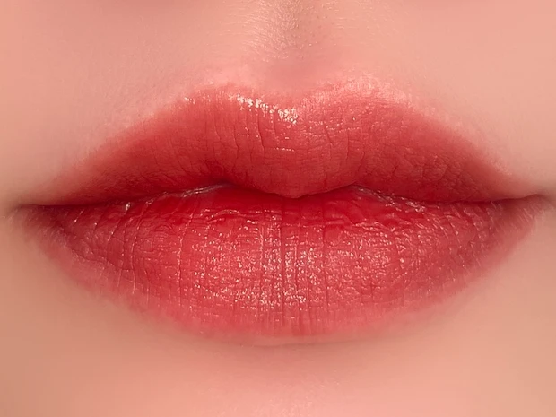 アンドビー シアーリップ ブリック