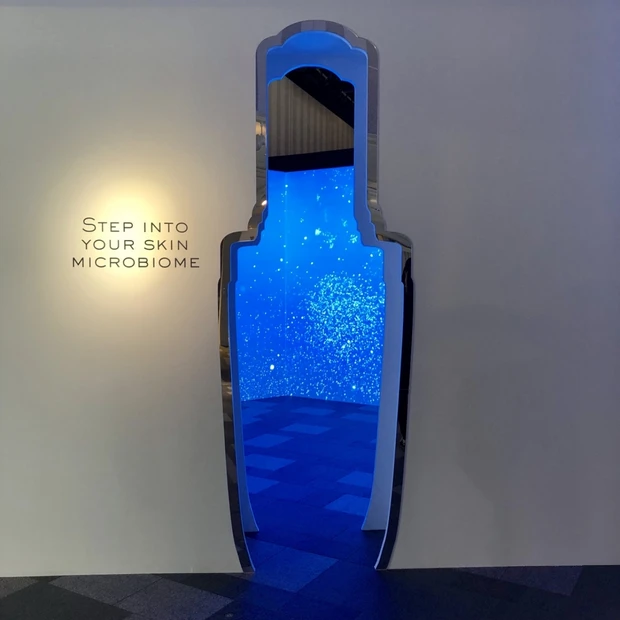 予約して行くとジェニフィックシートマスク現品プレゼント!ランコム 美肌菌サロンは本日から。