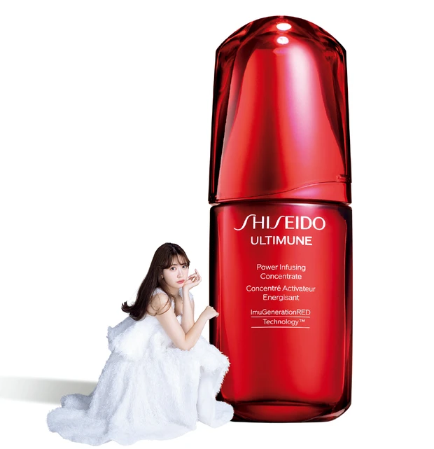 小嶋陽菜さんが厳選！ 受賞コスメ、ここがスゴイ【MAQUIAベストコスメ2023下半期】 PhotoGallery_1_4