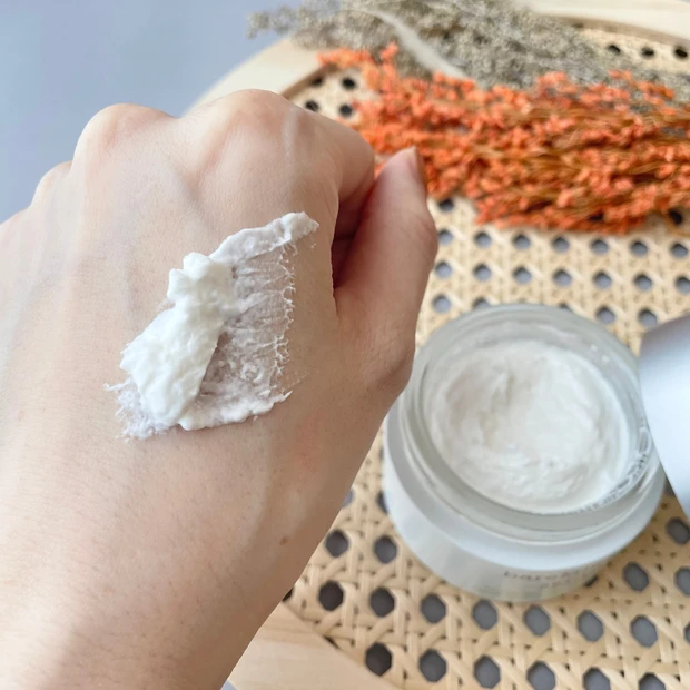 エイジングケア効果と低刺激を兼ね備えた植物成分フィトレチノを配合！ベアミネラルの新製品に注目_2