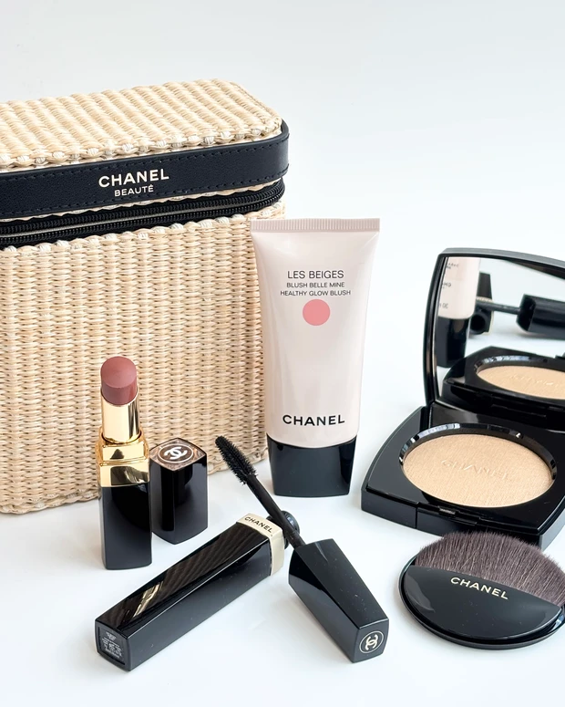 シャネル レ ベージュ パニエ デ エサンシエル