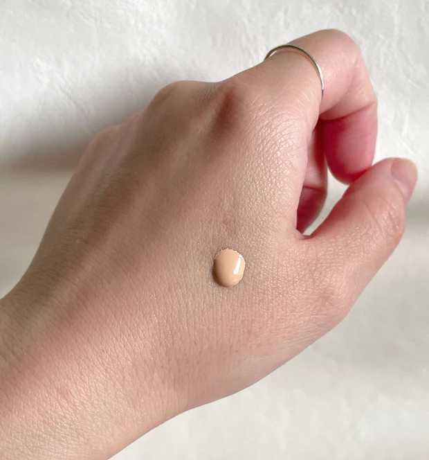 ケイト、ファンデーション、テクスチャー