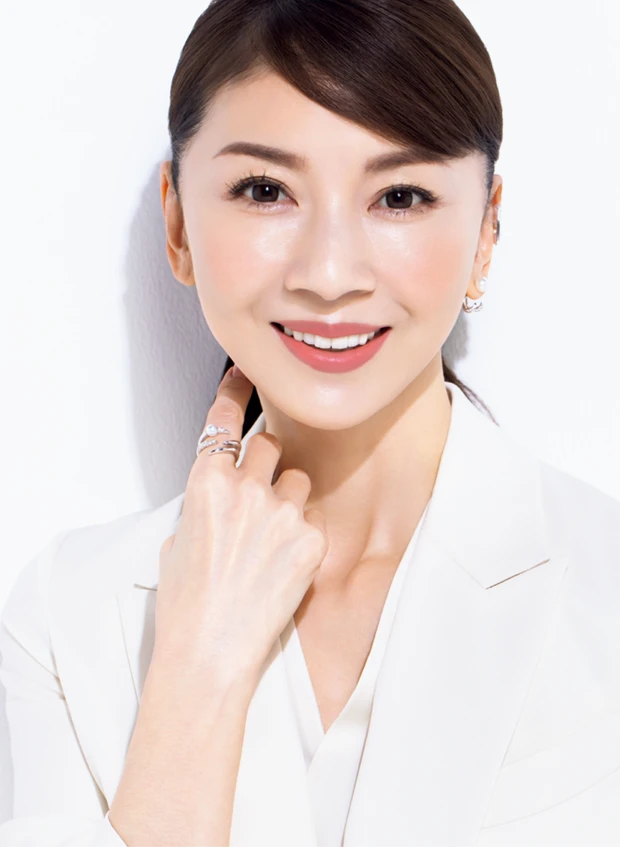 落ちないリップ 君島十和子さん カネボウ ルージュスターブリーズ B102