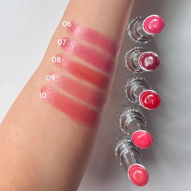 リップブロッサム グロウのスウォッチ