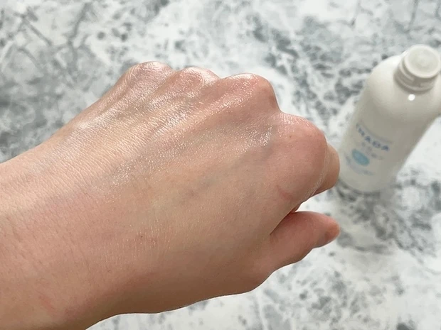 「イハダ 薬用クリアローション」テクスチャー