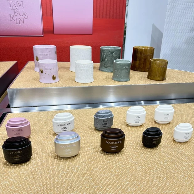 TAMBURINS(タンバリンズ)東京青山フラッグシップストアの店内 「パフュームシェルハンドクリーム」など