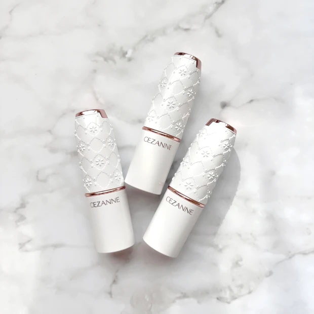 セザンヌ「ラスティングステイリップカラー」のパッケージ写真