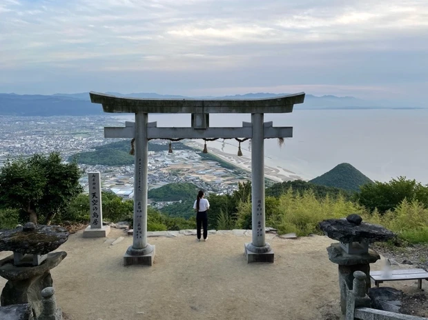 【自己紹介】MAQUIAインフルエンサー3年目、\スキンケア&リップ/をこよなく愛するやまさやです!_3_2