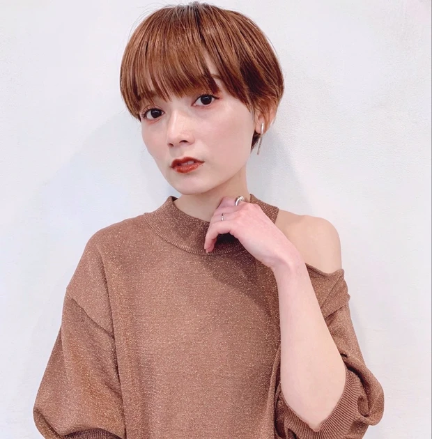 30代ショートヘア写真