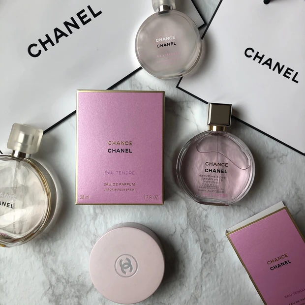 【自己紹介】香りものとピンクが大好きなママブロガー8年目 なつみです_3_1