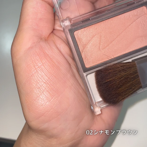 チークブラッシュ 02シナモンブラウン