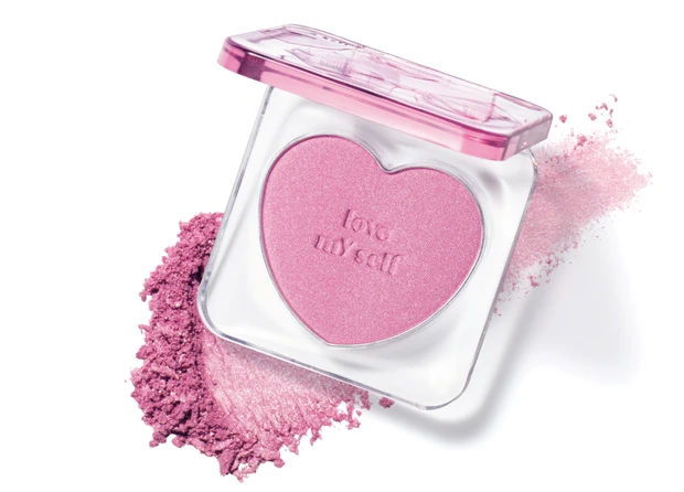 ハートポップブラッシャー オーロラシャンデリア ￥1199／エチュード