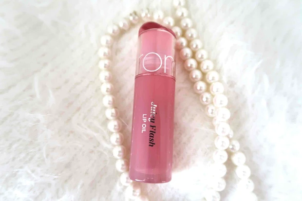 ロムアンド ジューシーフラッシュリップオイル 02 ベリーアップ パッケージ