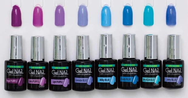 Seria(セリア)のジェルネイルのブルー、パープル系カラー