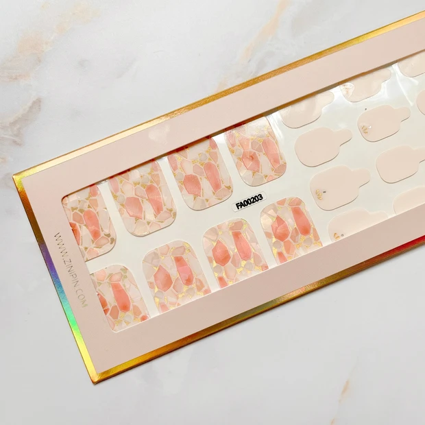 【韓国コスメ・簡単セルフネイル】可愛い！貼るだけジェルネイルシールで大理石柄のペディキュアしてみた！〜金曜夜のぶっちゃけ美容#12〜_2_2