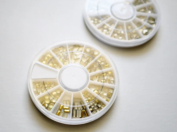 メタルスタッズ