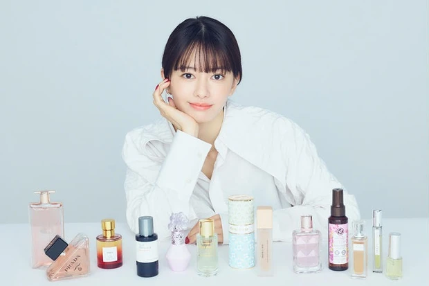 【9位】水晶玉子先生が指南！ 山本舞香さんがフローラルな香りで2024年、美容・健康運を高める