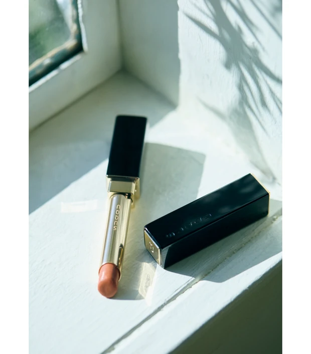 与田祐希　ある晴れた日、私はリップを持って旅に出る