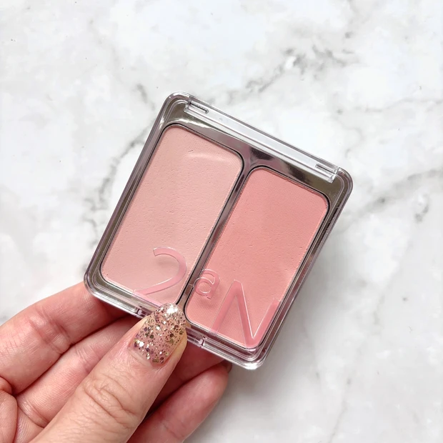 2aN デュアルチーク 02 ラブロージー パッケージ写真