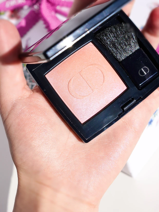 ディオールスキンルージュブラッシュ