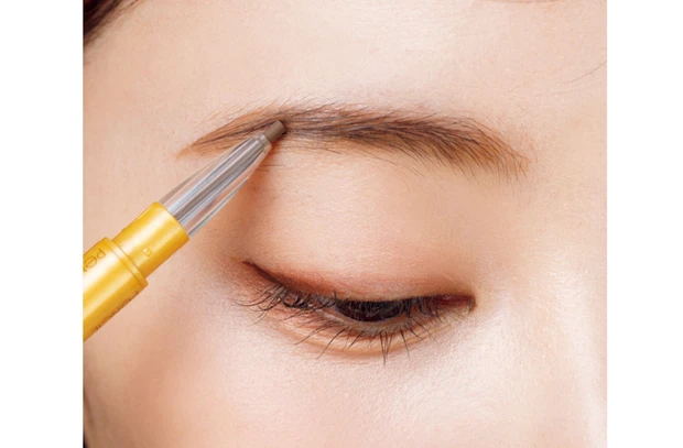 エクセル「パウダー&ペンシル アイブロウEX」おすすめの使い方 STEP1 ペンシル