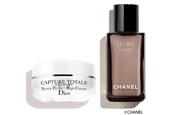 （右から）ル リフト フリュイド 50ml ¥17600／シャネル　カプチュール トータル セル ENGY リッチ クリーム 50ml ¥14300／パルファン・クリスチャン・ディオール