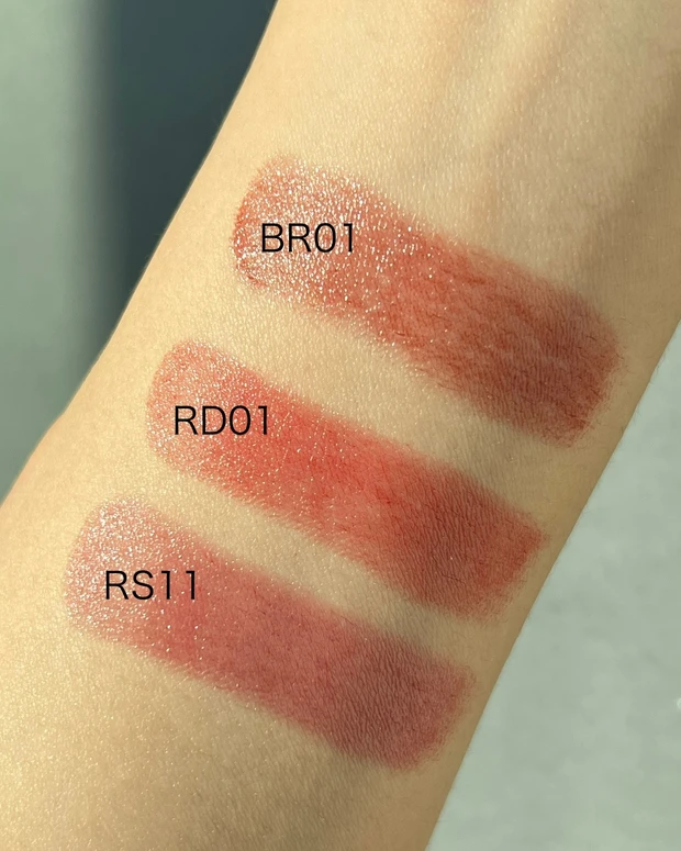 アクセーヌ リップケアルージュ スウォッチ BR01 RD01 RS11