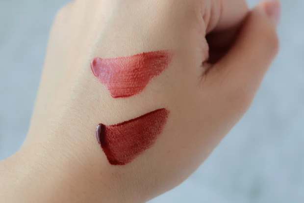 上が210 Reverentia、下が210 Memento Mori