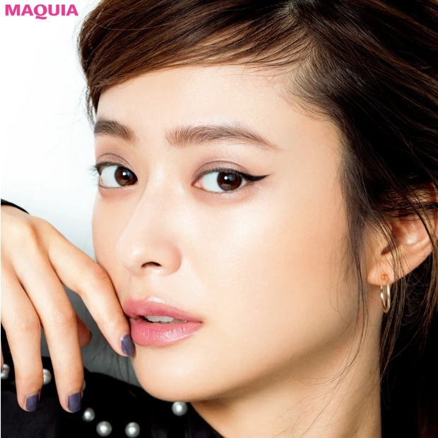 力を抜いた細ライン＆ニュアンスシャドウでつくる、印象派ナチュラルEYE