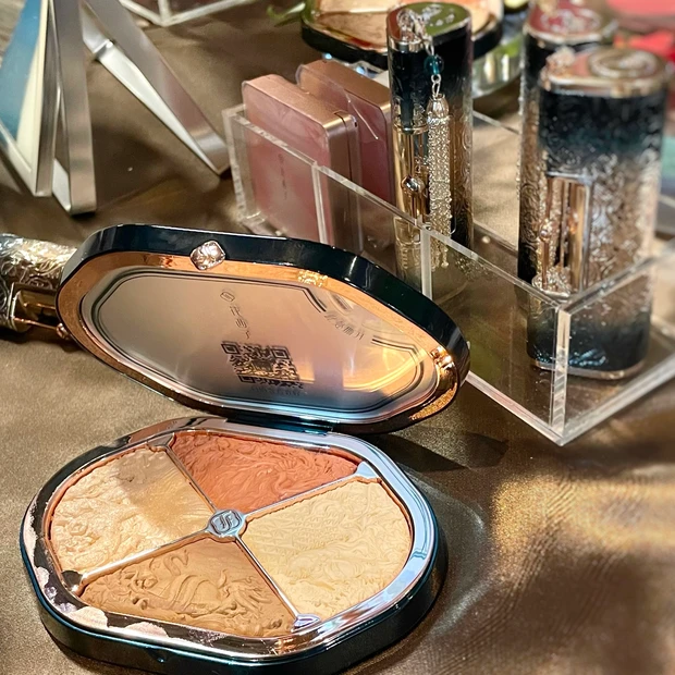 花西子　フローラシス