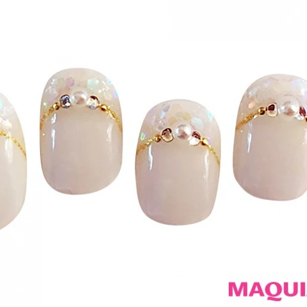 ピュアなホワイトが一番かわいい♡ 清楚系「パールネイル」